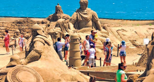 Beachfront Festivals - 2
