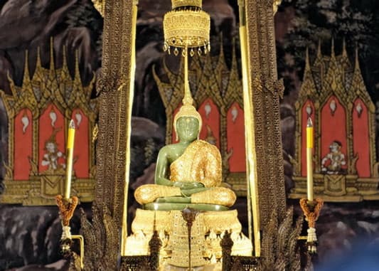 Temple of the Emerald Buddha - 2