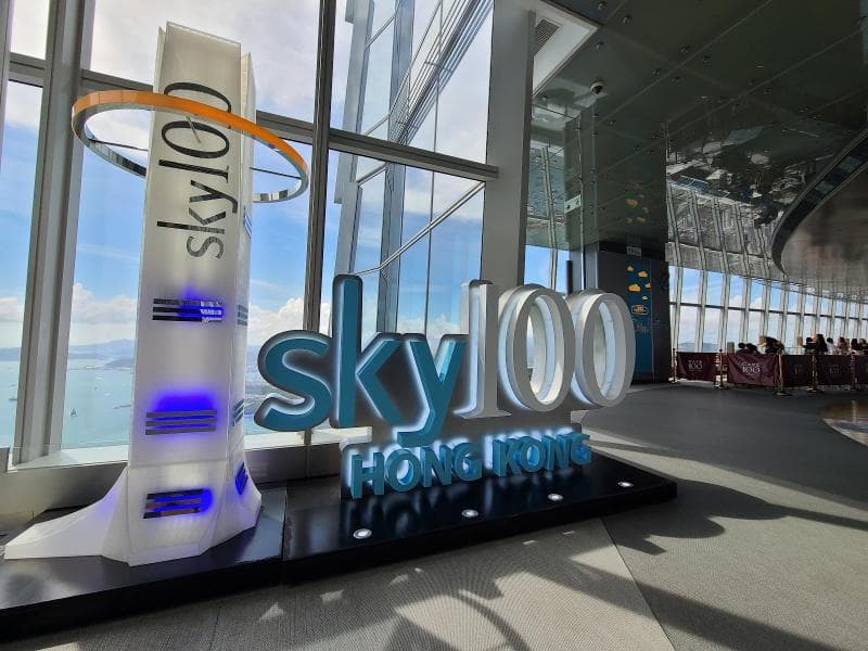 360-Degree Panoramic Observation Deck