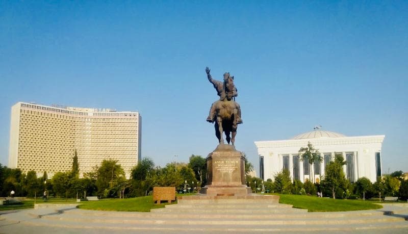 Amir Timur Monument