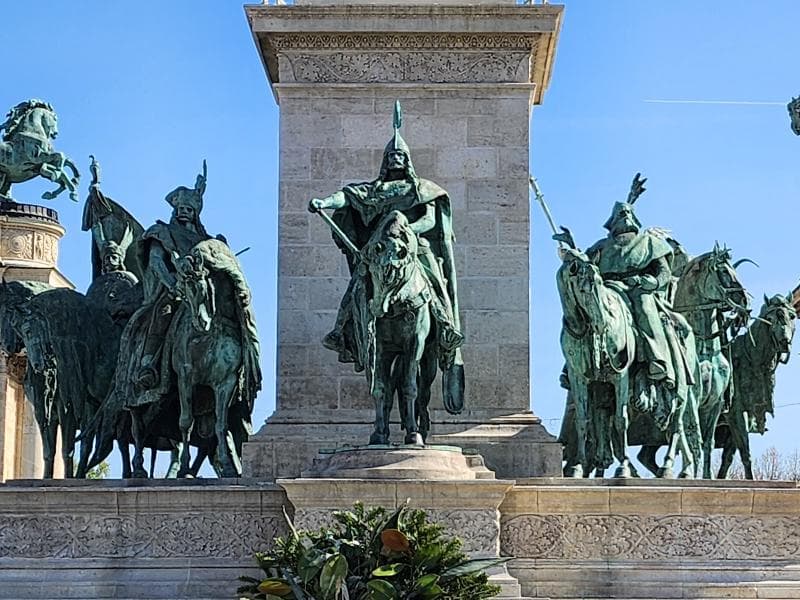 Archangel Gabriel Column