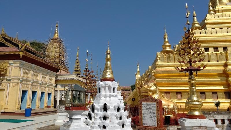 Buddha Feet Engravings