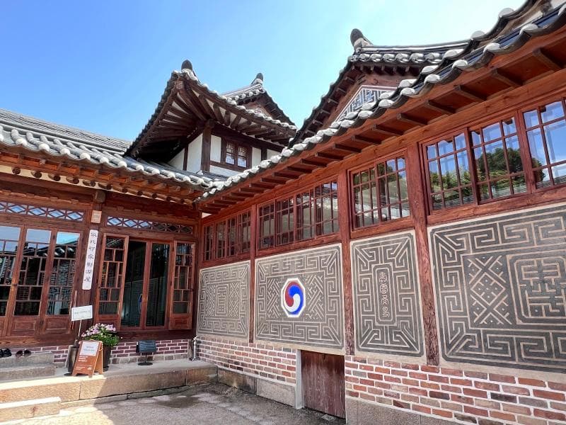 Bukchon Hanok Village