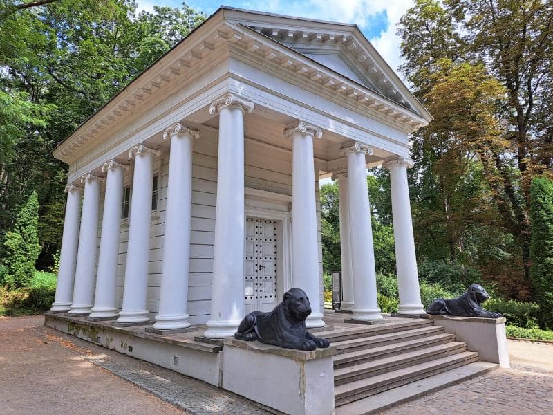 Chopin Monument