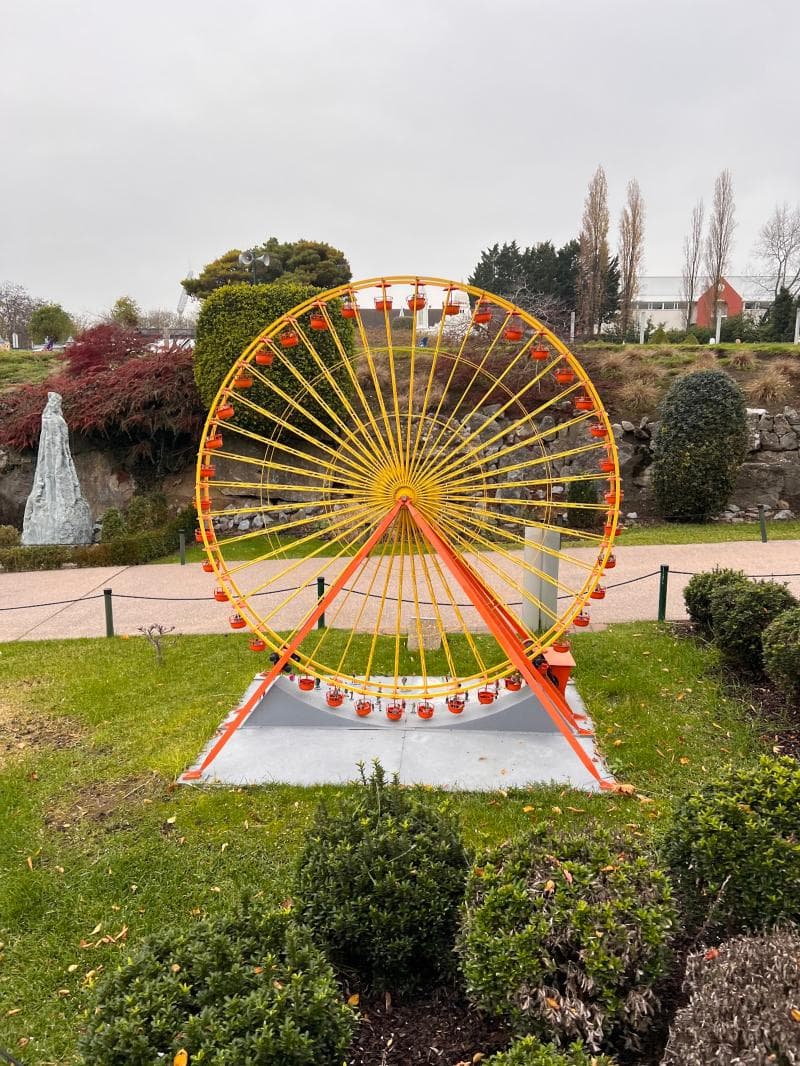 Eiffel Tower Model
