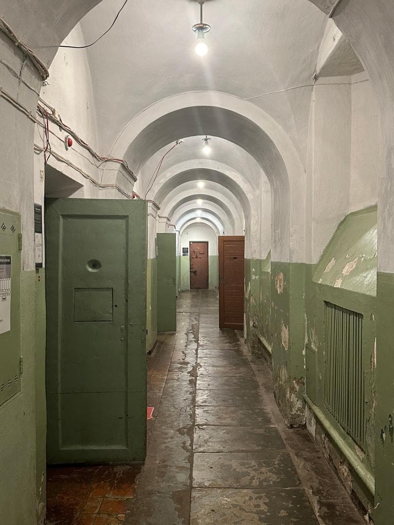 Execution Chamber