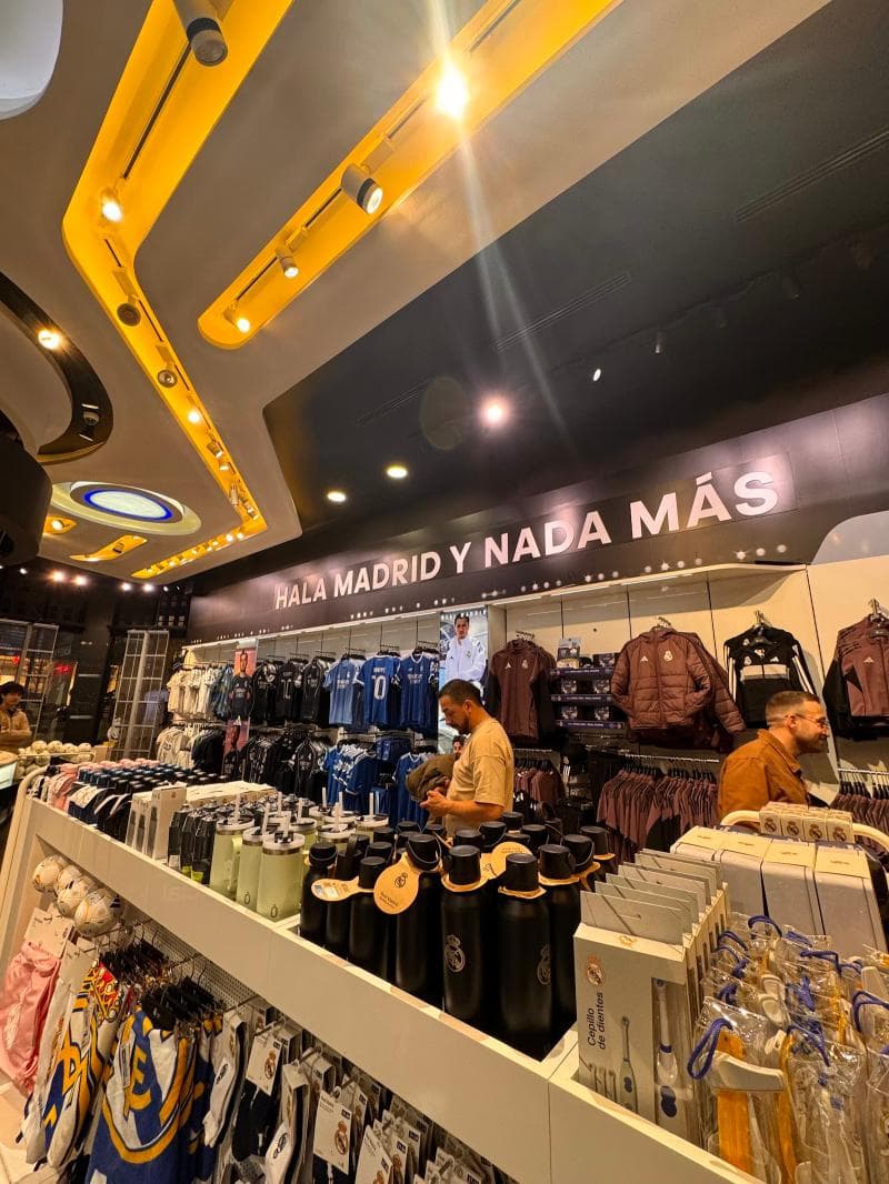Flagship Stores