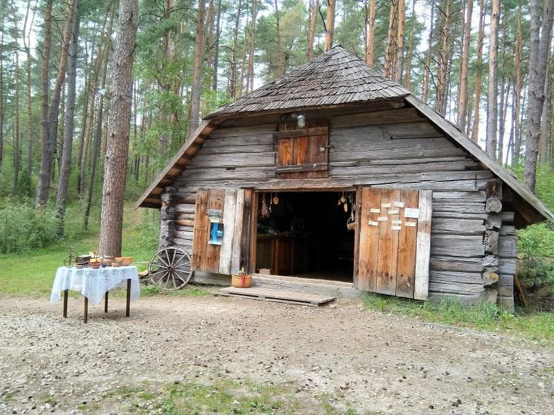 Folk Craft Exhibits