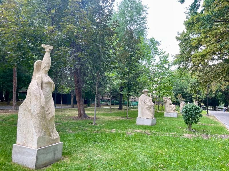 Fountain Area