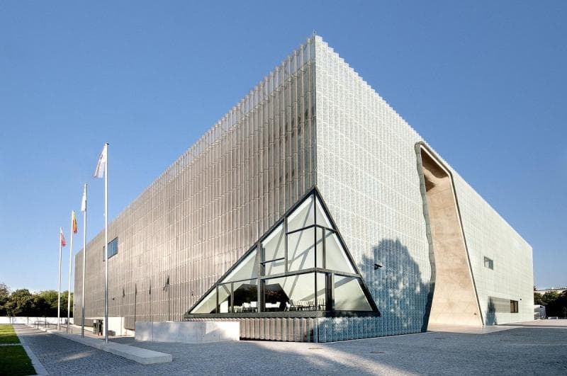 Holocaust Gallery