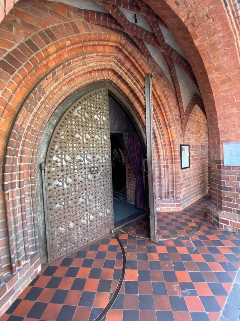 Interior Nave