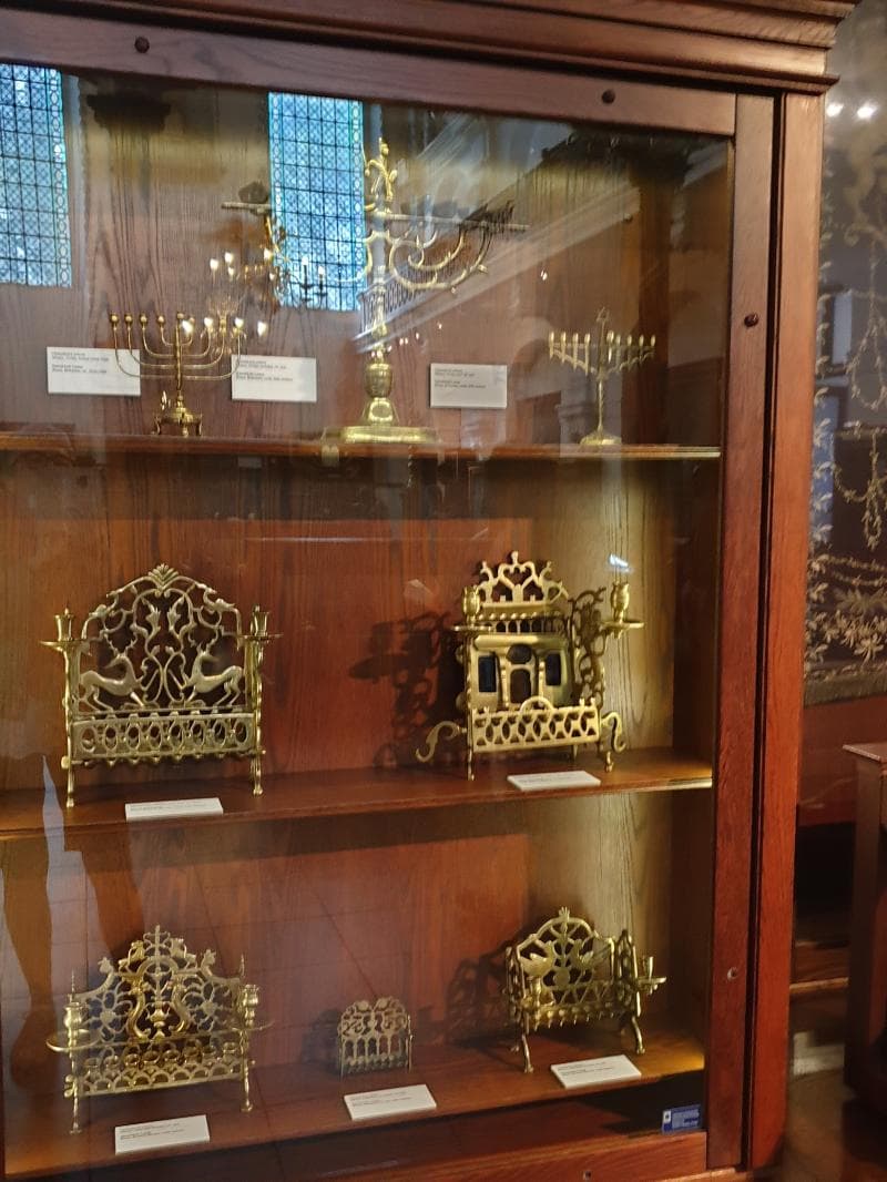 Klausen Synagogue