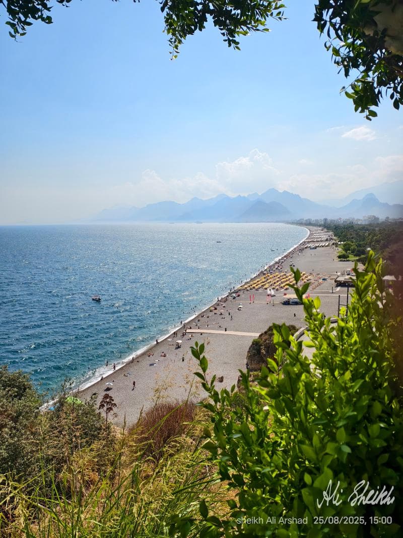 Konyaaltı Beachfront Promenade