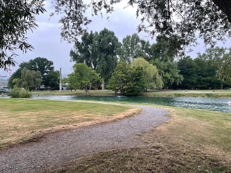 Lake Promenade