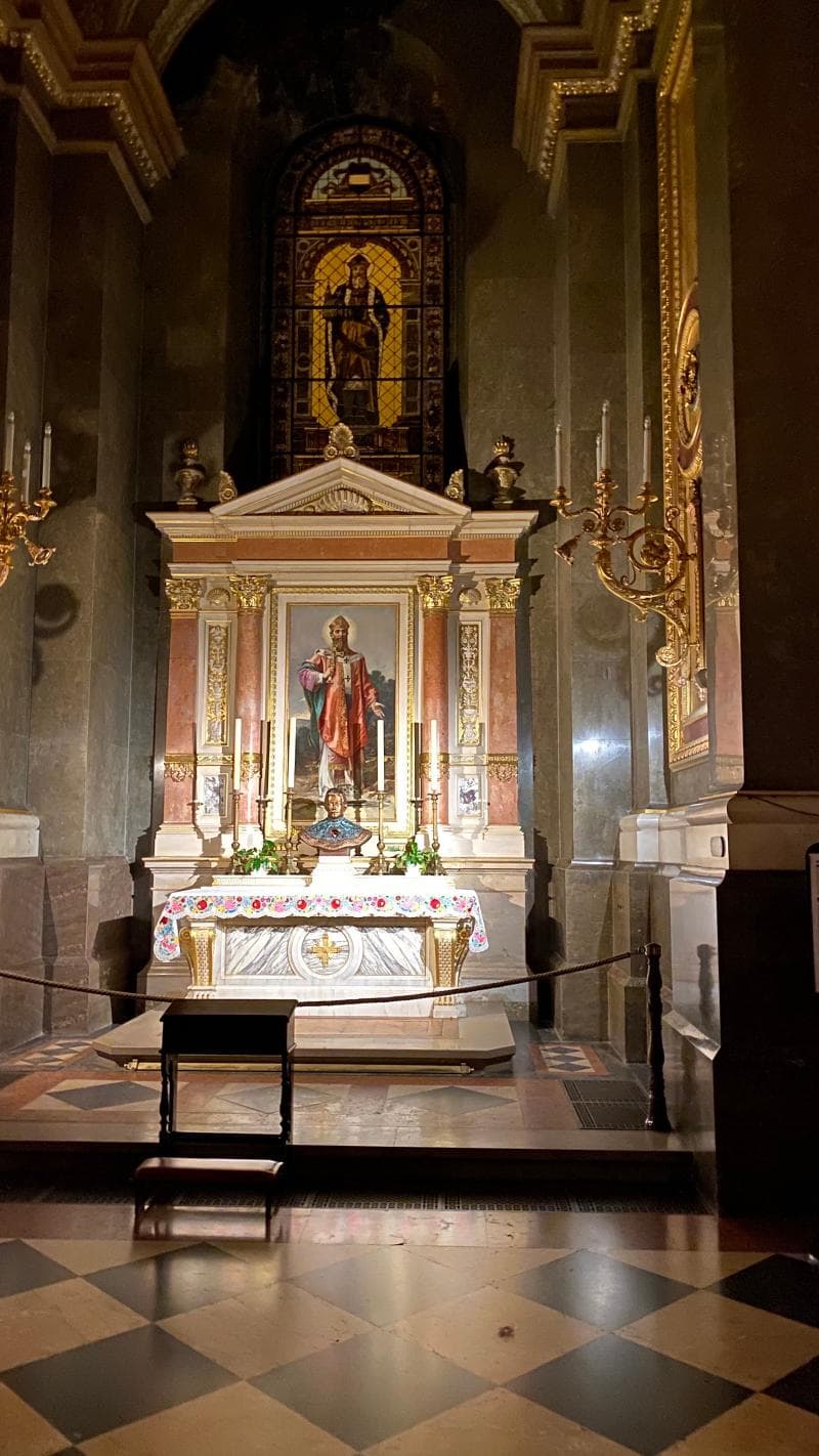 Main Nave