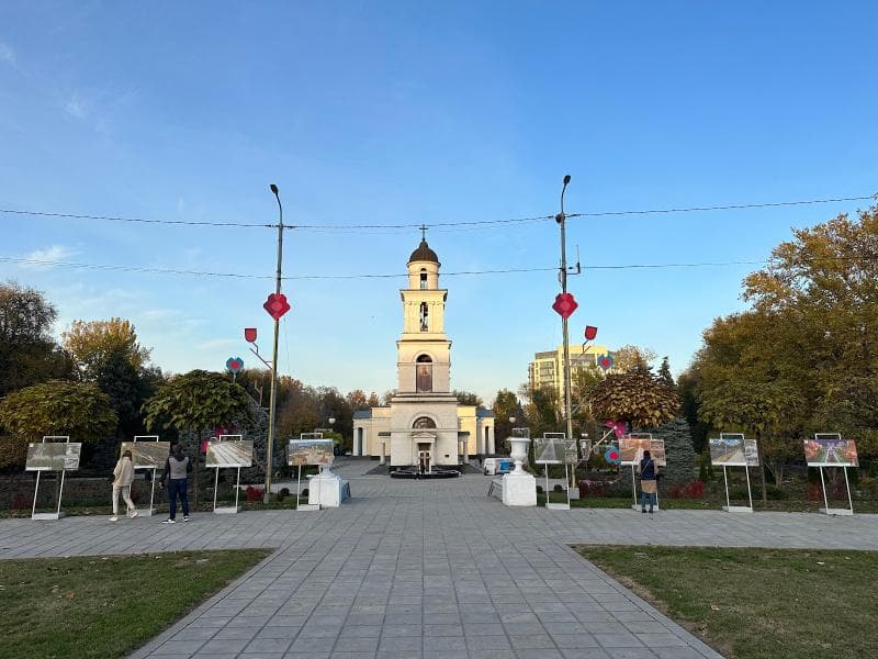 Memorial Paths