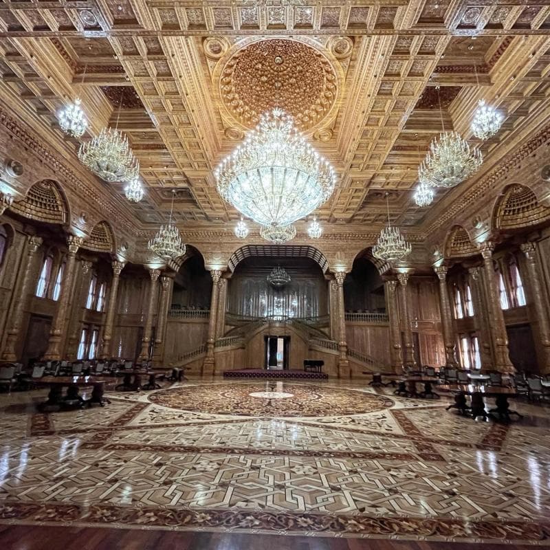 Mirror Hall