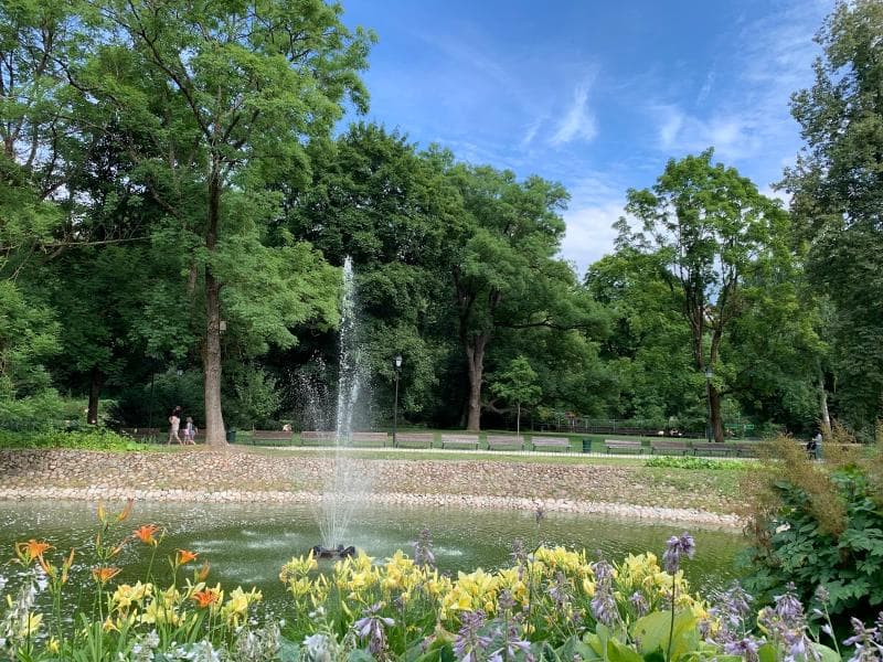 Nearby Gardens