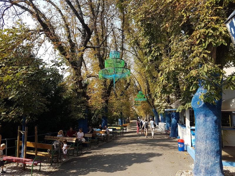 Nearby Strossmayer Promenade