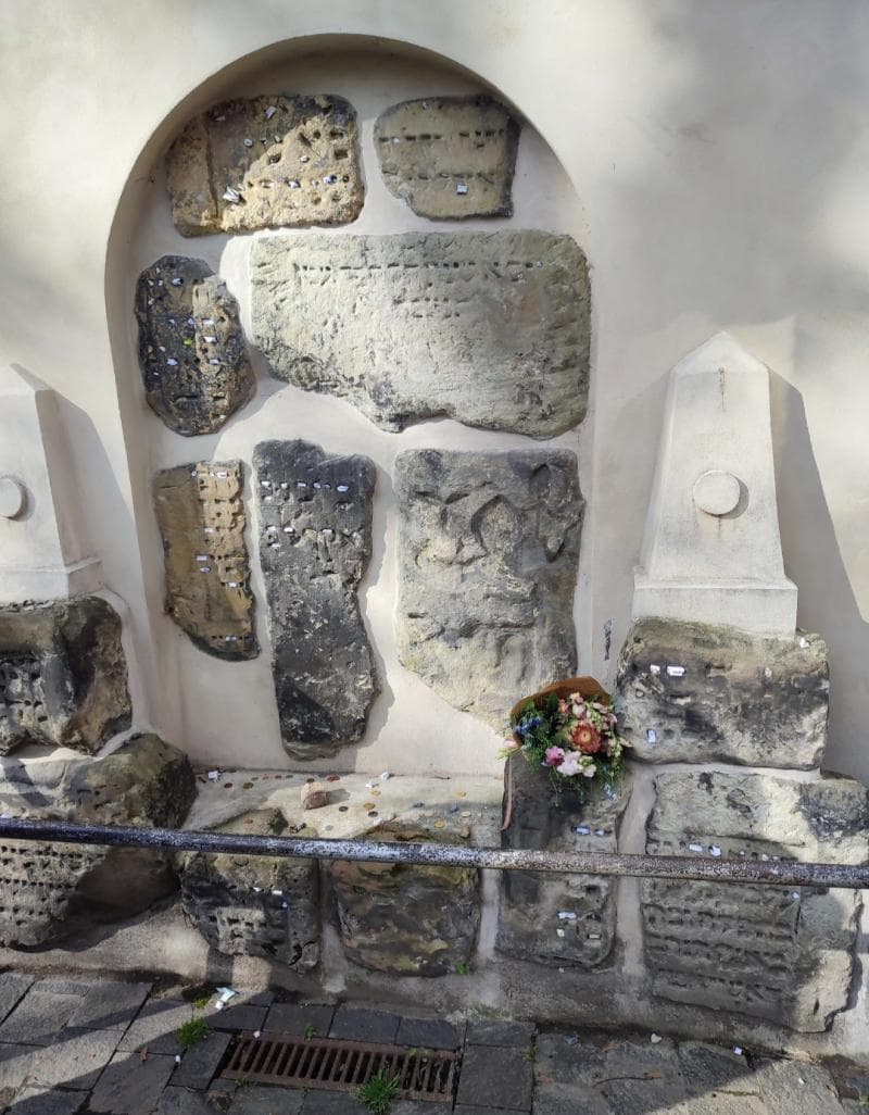 Old Jewish Cemetery