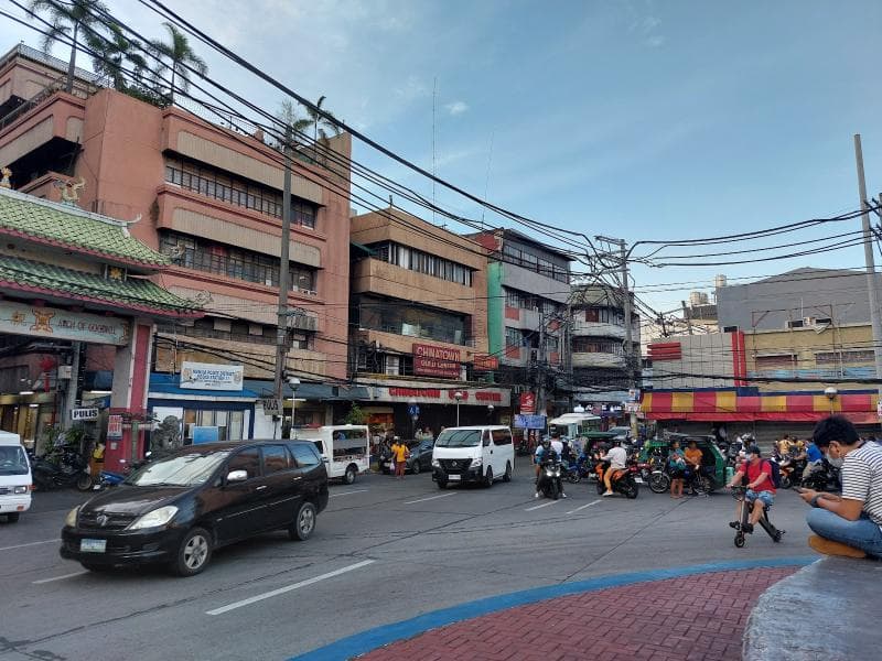 Ongpin Street