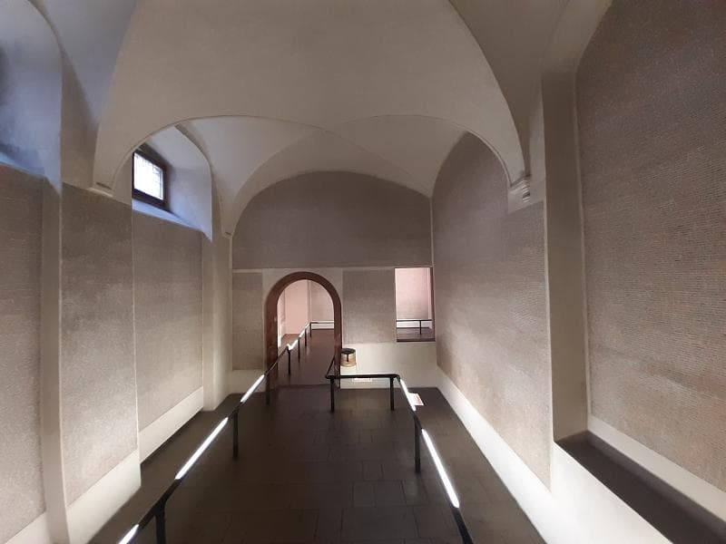 Pinkas Synagogue