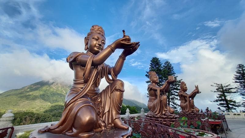 Po Lin Monastery