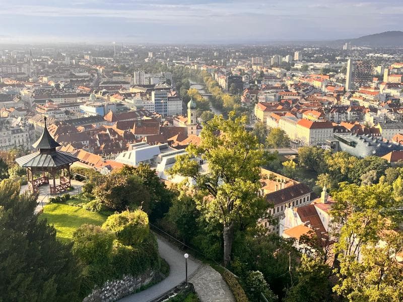 Schlossbergplatz