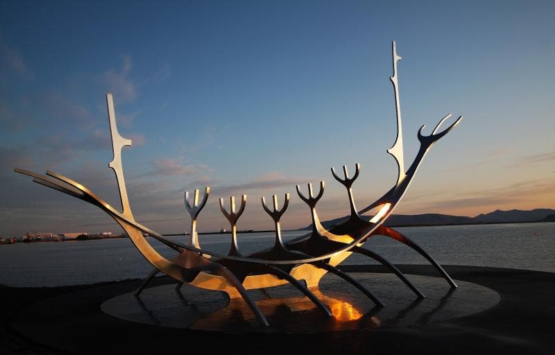 Sculpture Platform