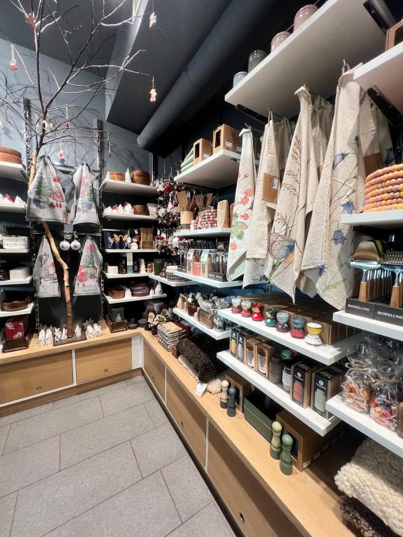 Souvenir Shop