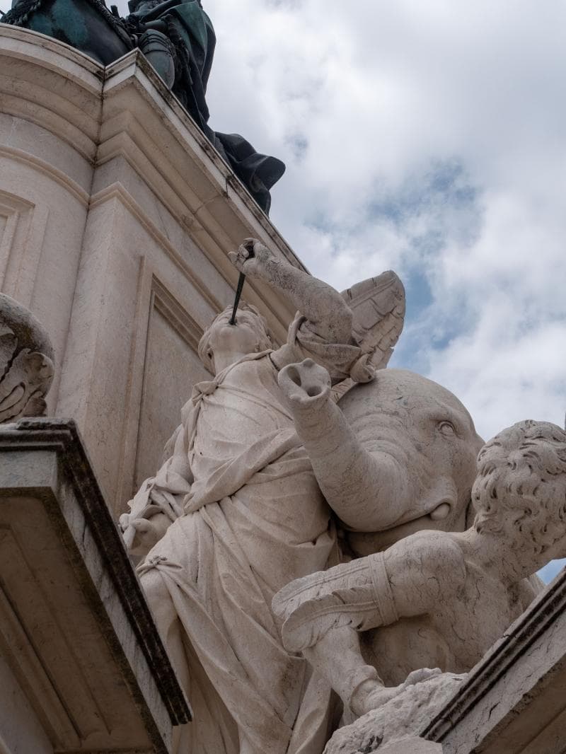 Statue Of King José I