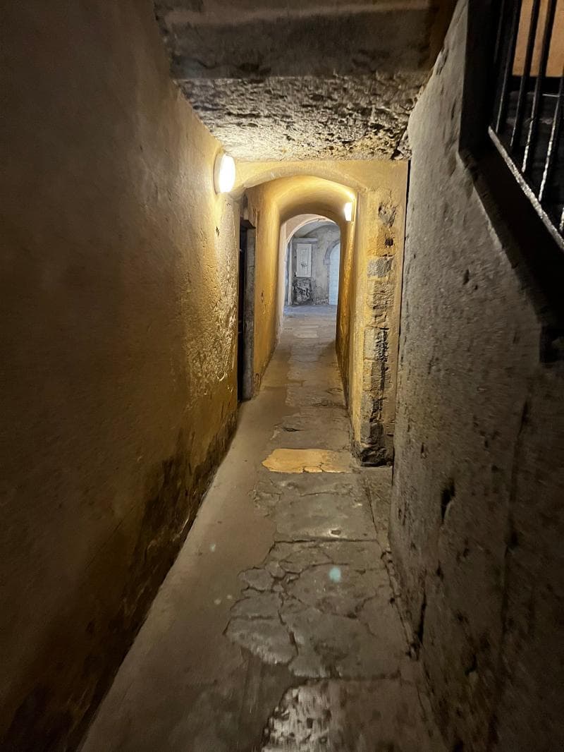 Traboules Passageways
