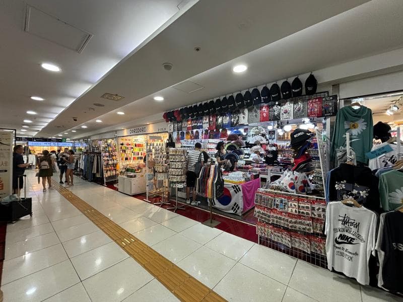 Underground Shopping Center