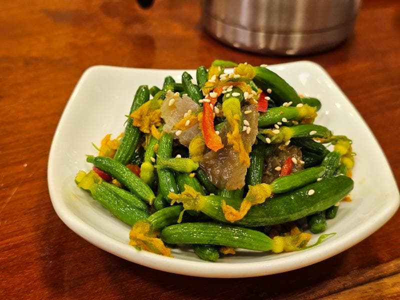 Vegetarian Restaurant & Tea House