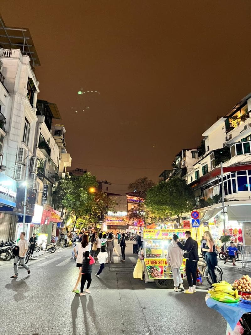 Weekend Walking Street